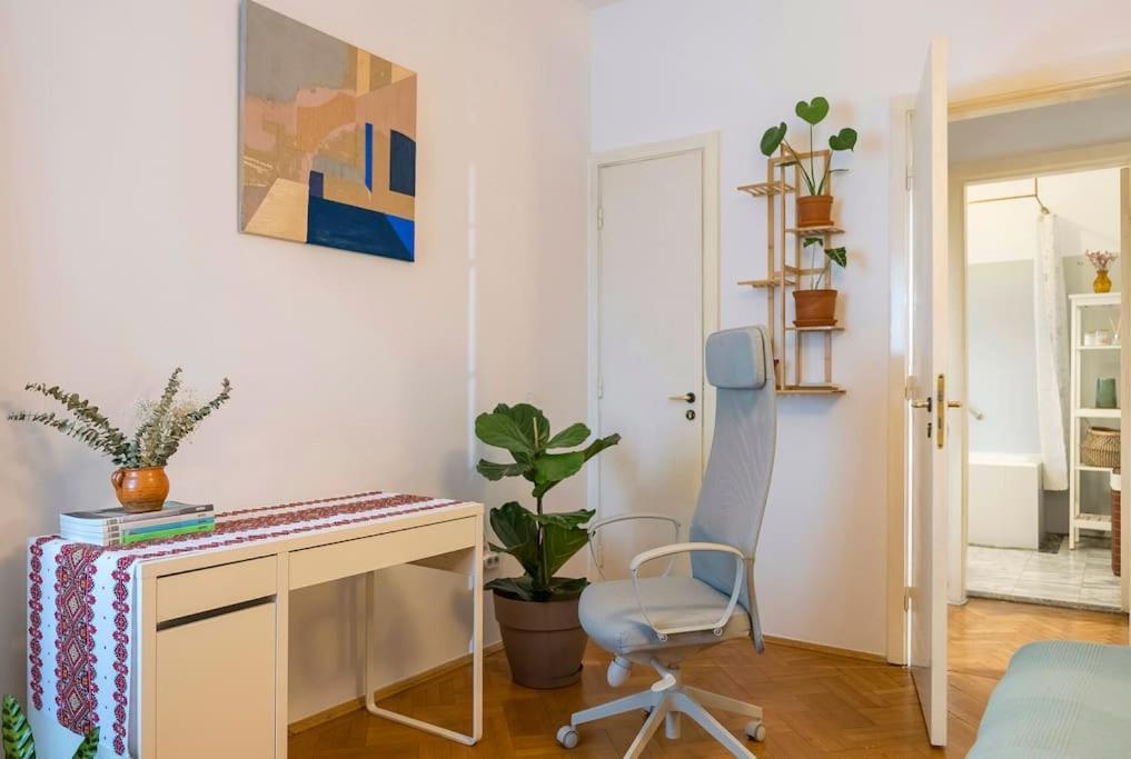 Ultra-Central University Square Apartament Apartament Bucarest Extérieur photo